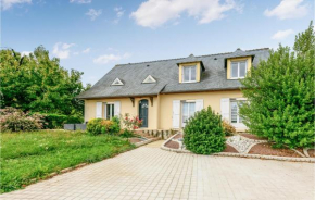 Amazing Home In Joué Les Tours With Kitchen